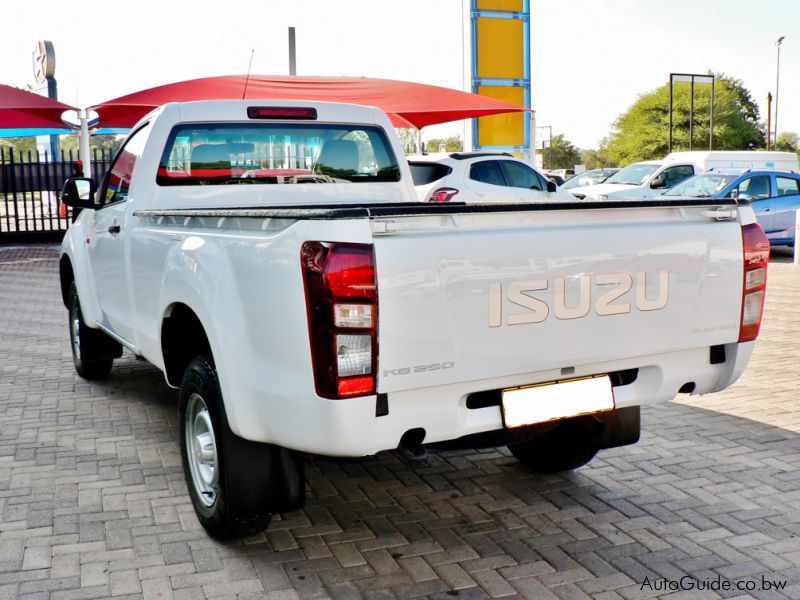 Isuzu KB250 Fleetside in Botswana