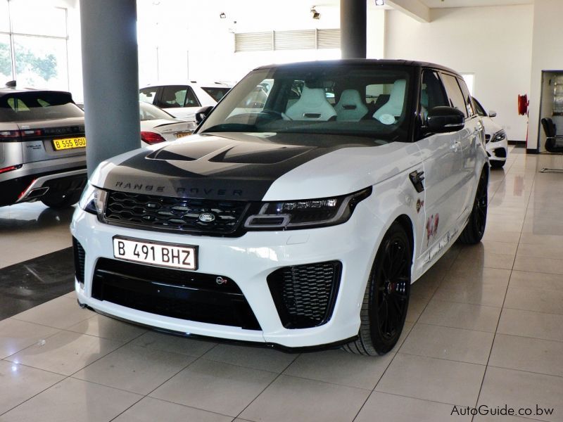 Land Rover Range Rover SVR in Botswana