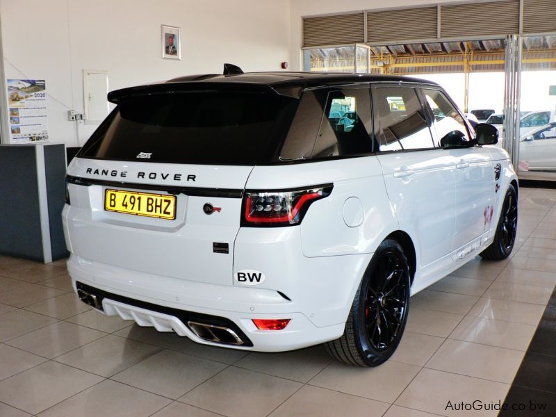 Land Rover Range Rover SVR in Botswana