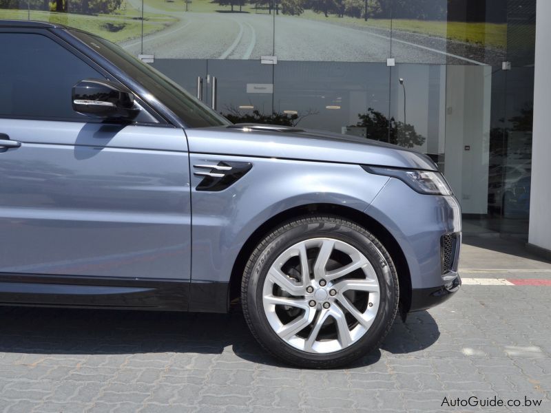 Land Rover Range Rover Sport in Botswana