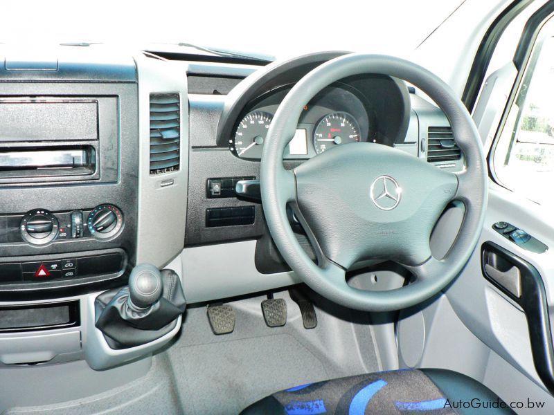 Mercedes-Benz Sprinter 515 XL CDi in Botswana