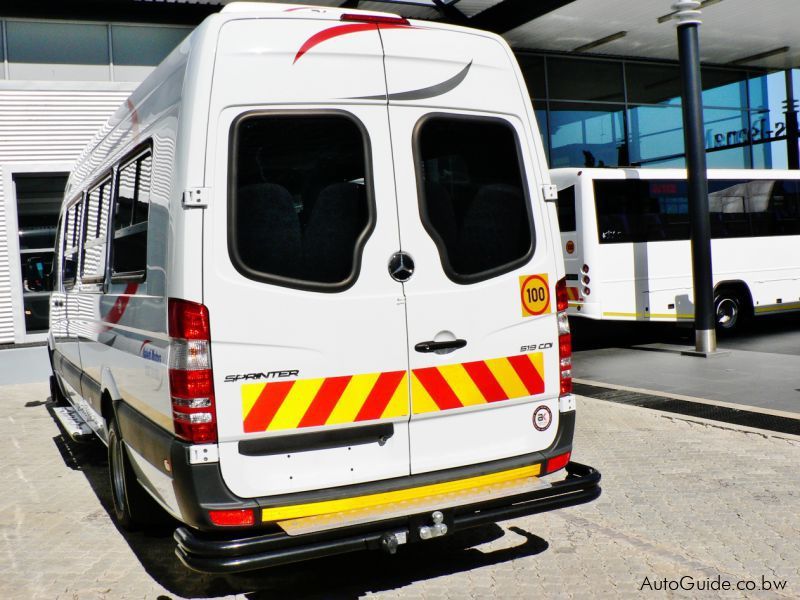 Mercedes-Benz Sprinter 519 XL CDi in Botswana