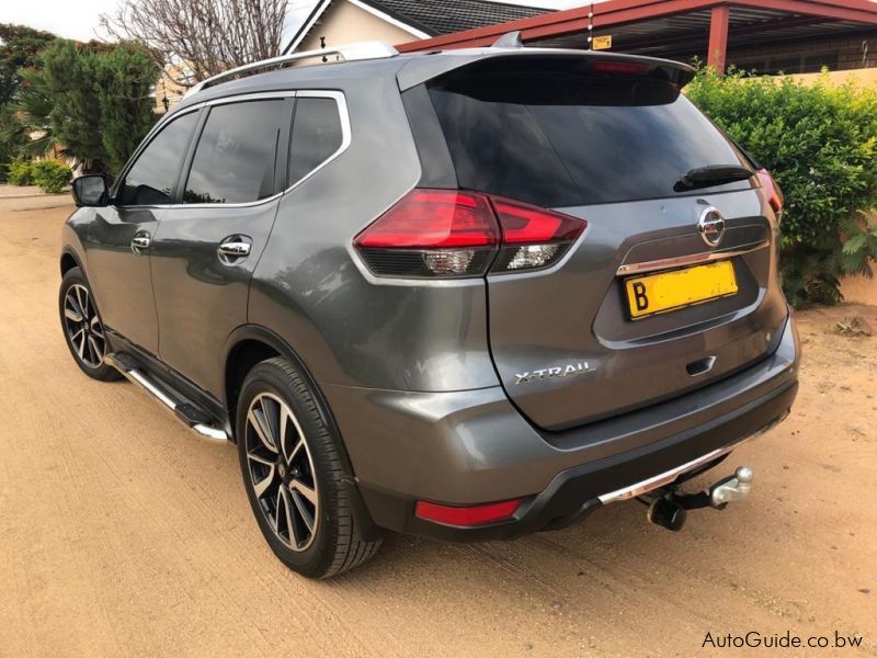 Nissan X-trail, Tekna in Botswana