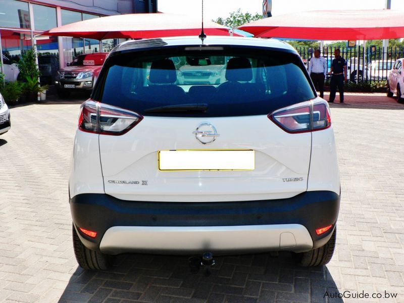 Opel Crossland X Turbo in Botswana