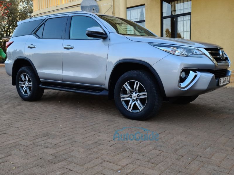 Toyota Fortuner 2.4 GD6 4x4 (AT) in Botswana