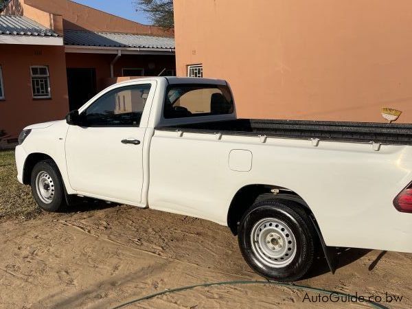 Toyota Hilux 2.0 in Botswana