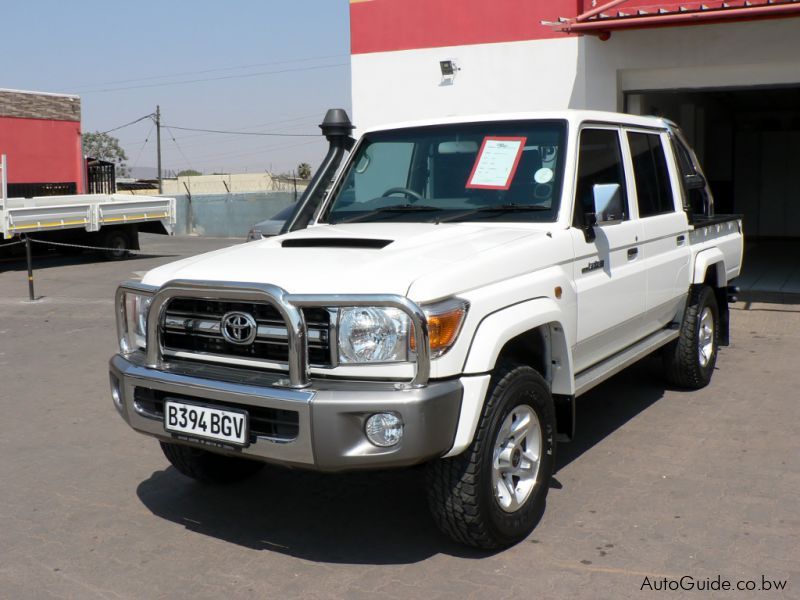 Used Toyota Land Cruiser LX V8 2018 Land Cruiser LX V8 for sale