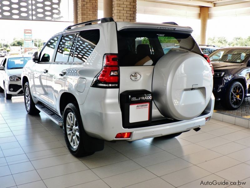 Toyota Land Cruiser Prado VX-L in Botswana