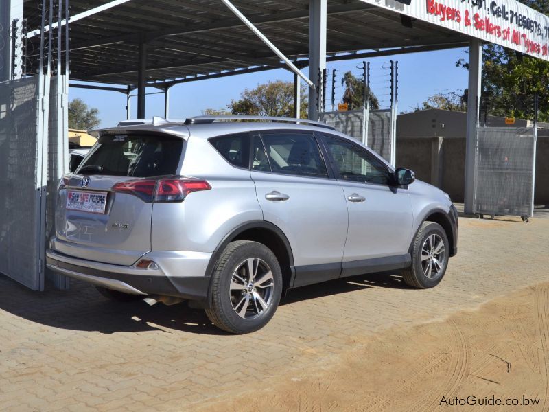 Toyota Rav 4 in Botswana