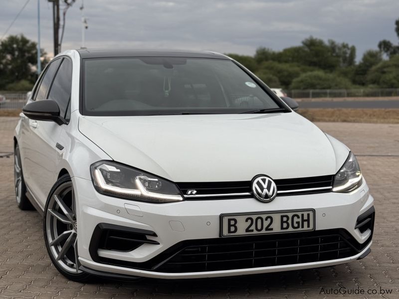 Volkswagen Golf 7.5 R in Botswana