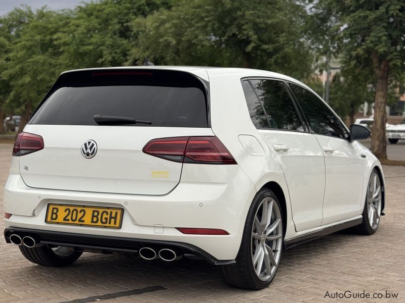 Volkswagen Golf 7.5 R in Botswana