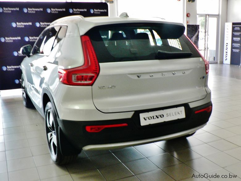 Volvo XC40 D4 Geartronic AWD Momentum in Botswana