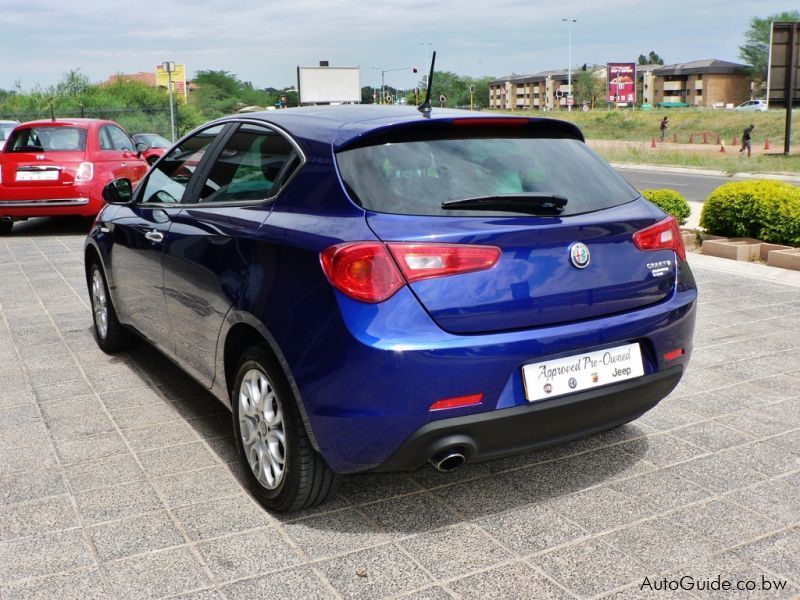 Alfa Romeo Giulietta TCT Super in Botswana