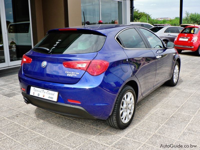 Alfa Romeo Giulietta TCT Super in Botswana