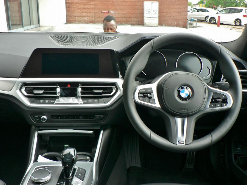 BMW 320i G20 in Botswana