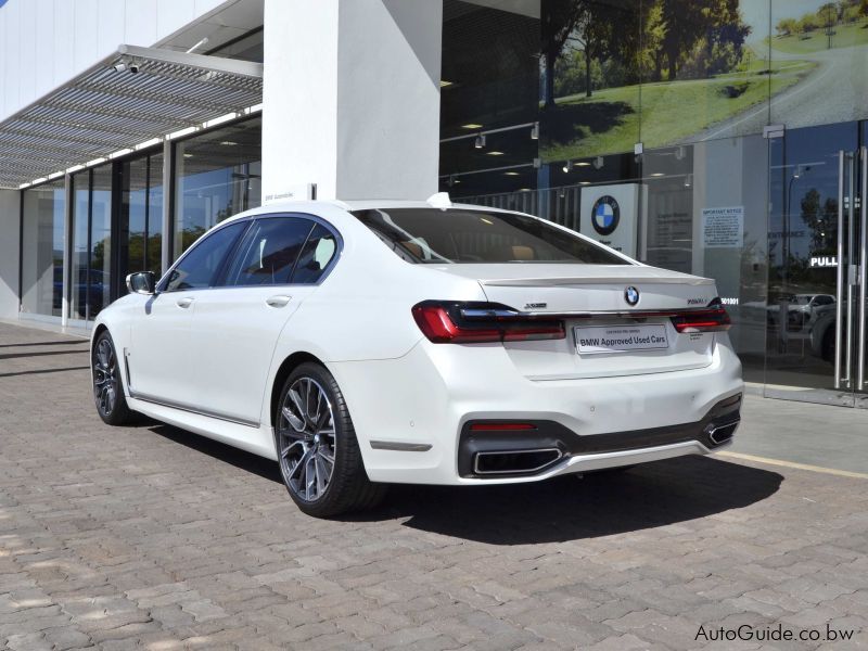 BMW 750 Li XDrive in Botswana