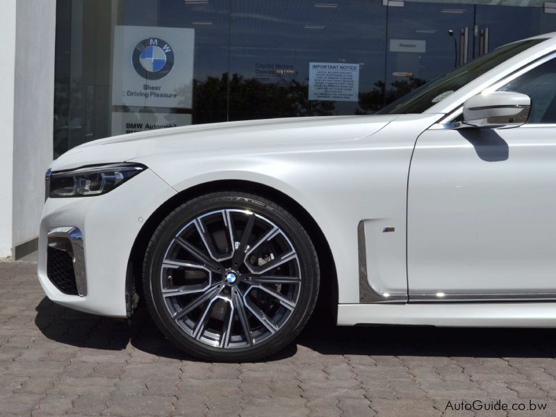 BMW 750 Li XDrive in Botswana