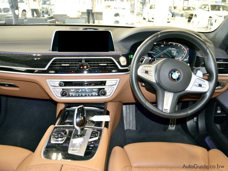 BMW 750 Li XDrive in Botswana