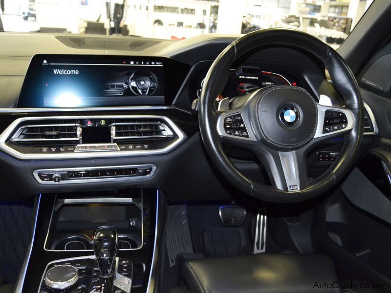 BMW X5 M50 d in Botswana