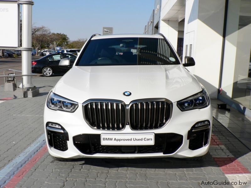 BMW X5 M50d in Botswana