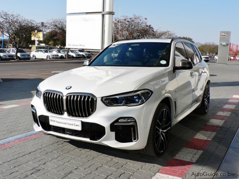 BMW X5 M50d in Botswana