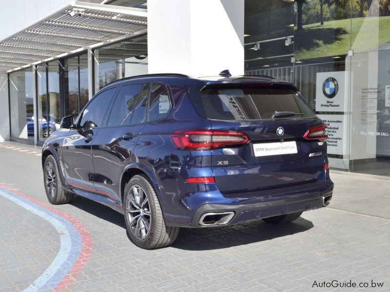 BMW X5 M50d in Botswana