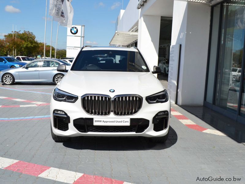 BMW X5 M50d in Botswana