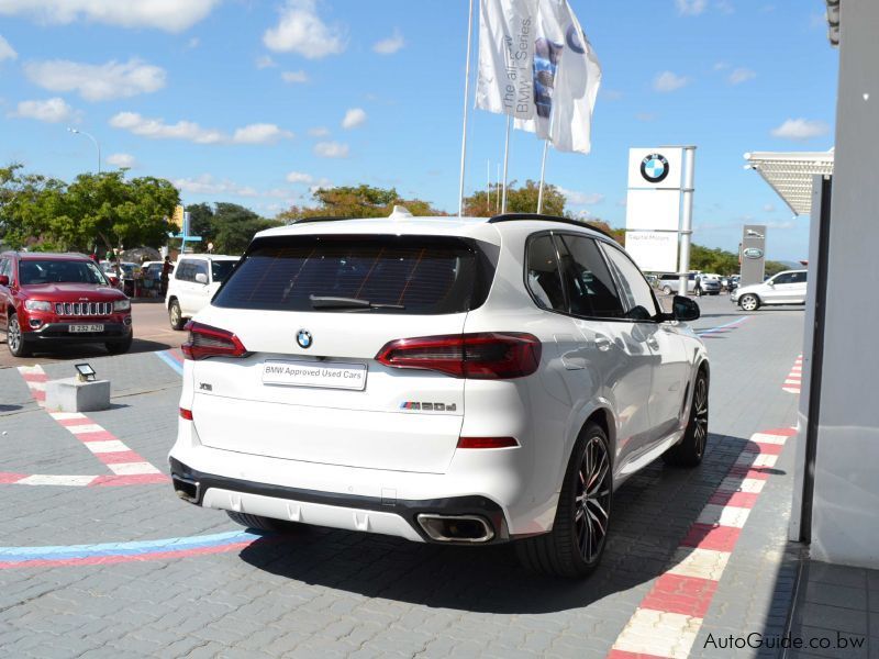 BMW X5 M50d in Botswana