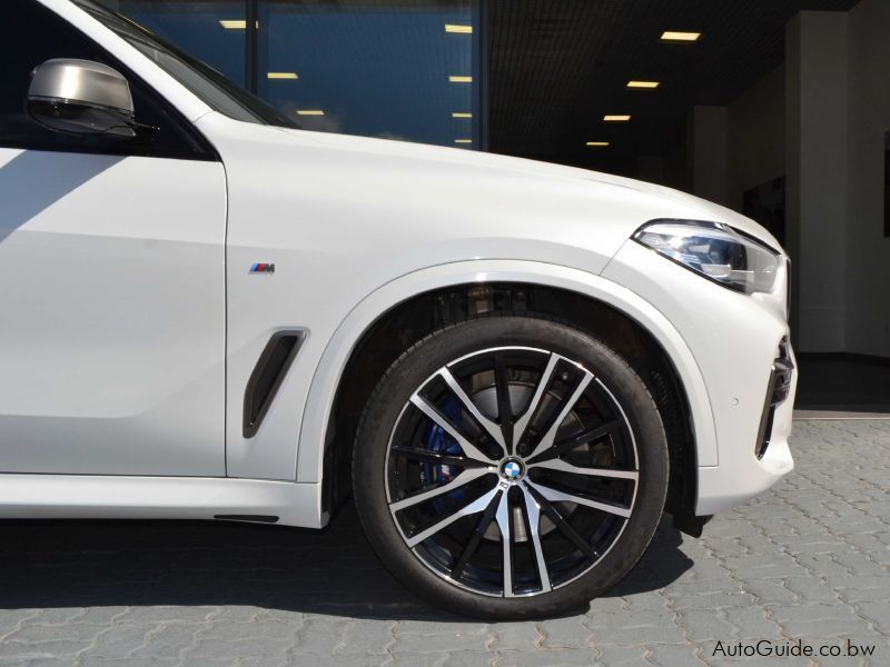 BMW X5 M50d in Botswana