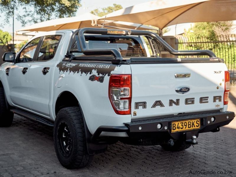 Ford RANGER 3.2 XLT in Botswana