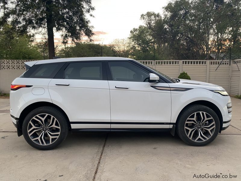 Land Rover Range Rover Evoque D180 HSE in Botswana