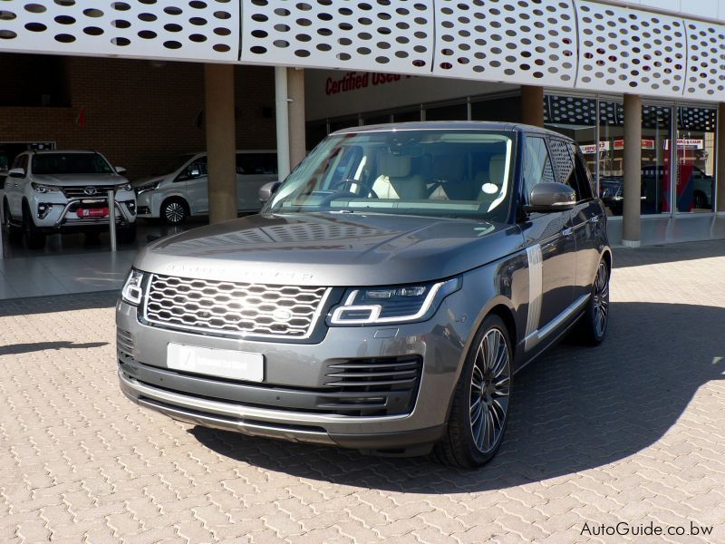 Land Rover Range Rover Voque SE S/C in Botswana