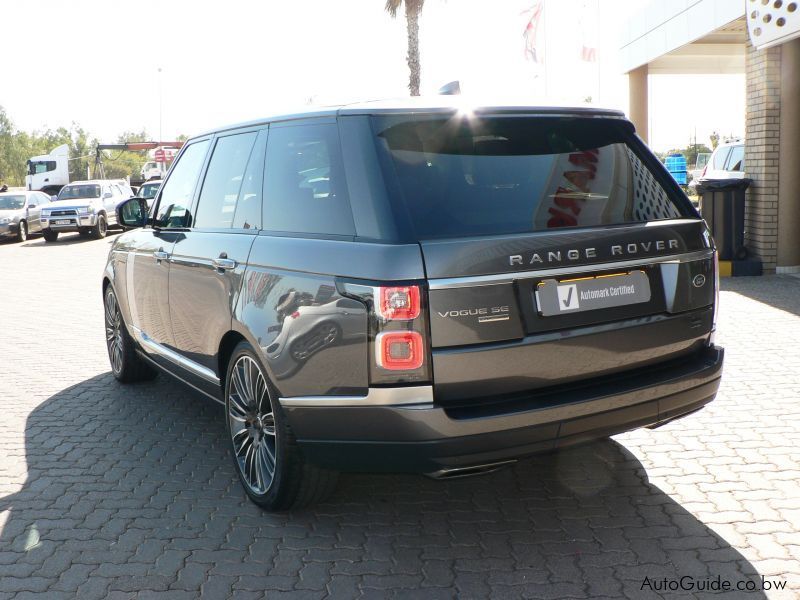 Land Rover Range Rover Voque SE S/C in Botswana