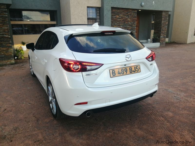 Mazda 3 Astina Plus 2.0 in Botswana