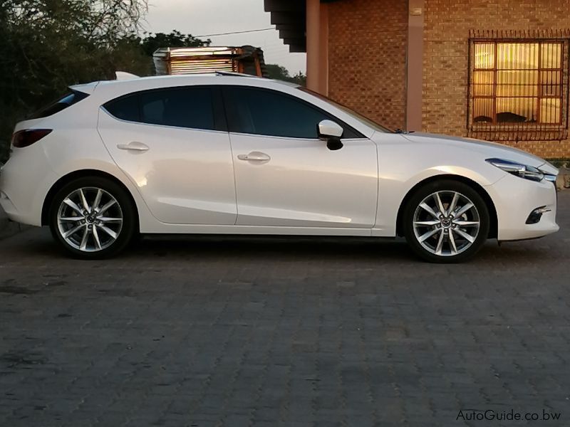 Mazda 3 Astina Plus in Botswana