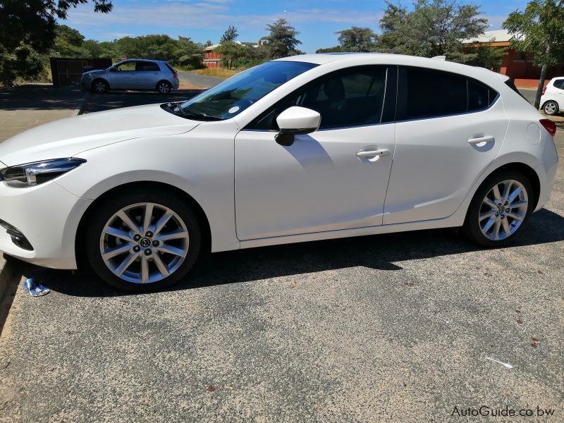 Mazda 3 Astina Plus in Botswana