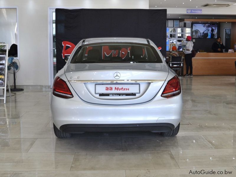 Mercedes-Benz C180 in Botswana