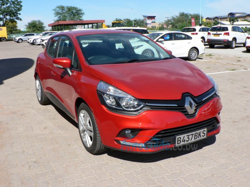 Renault Clio TCe in Botswana