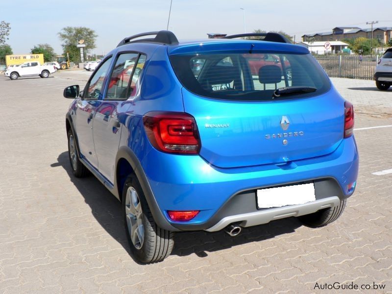 Renault Sandero Stepway in Botswana