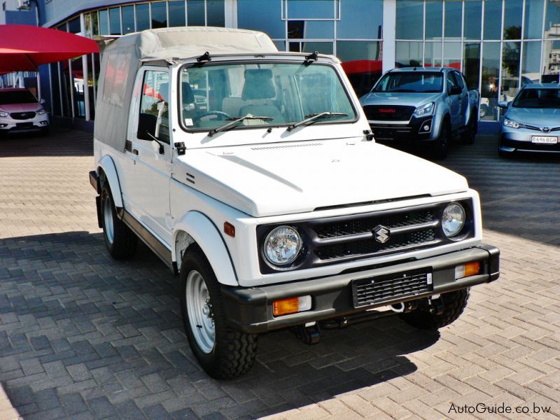 Suzuki Gypsy MG413 W in Botswana