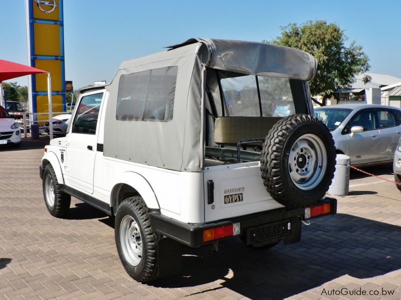 Suzuki Gypsy MG413 W in Botswana