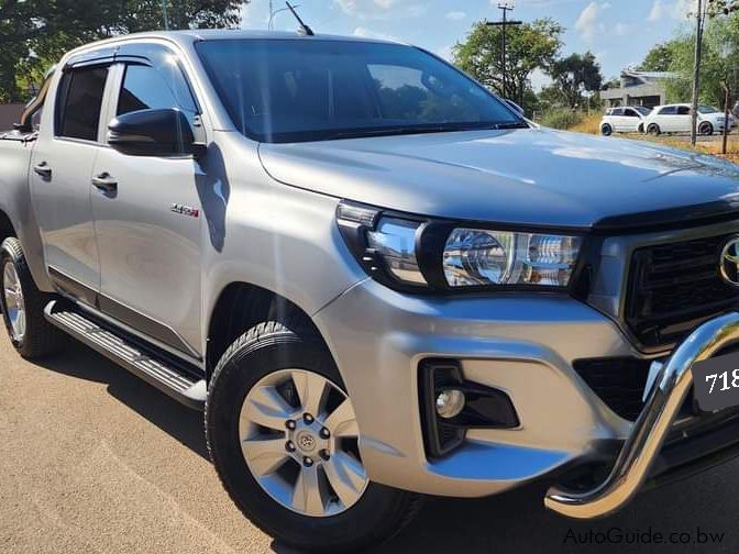 Toyota Hilux 2.4 gd6 in Botswana