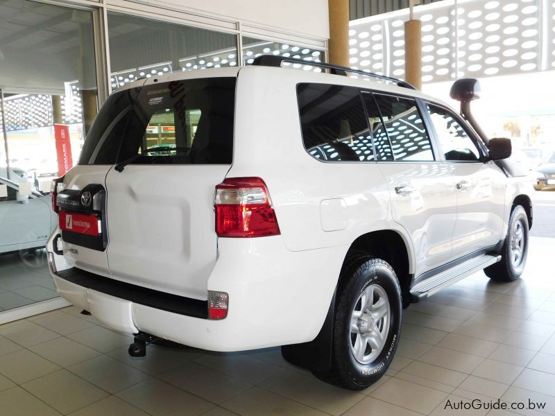 Toyota Land Cruiser 200 Series GX-R in Botswana