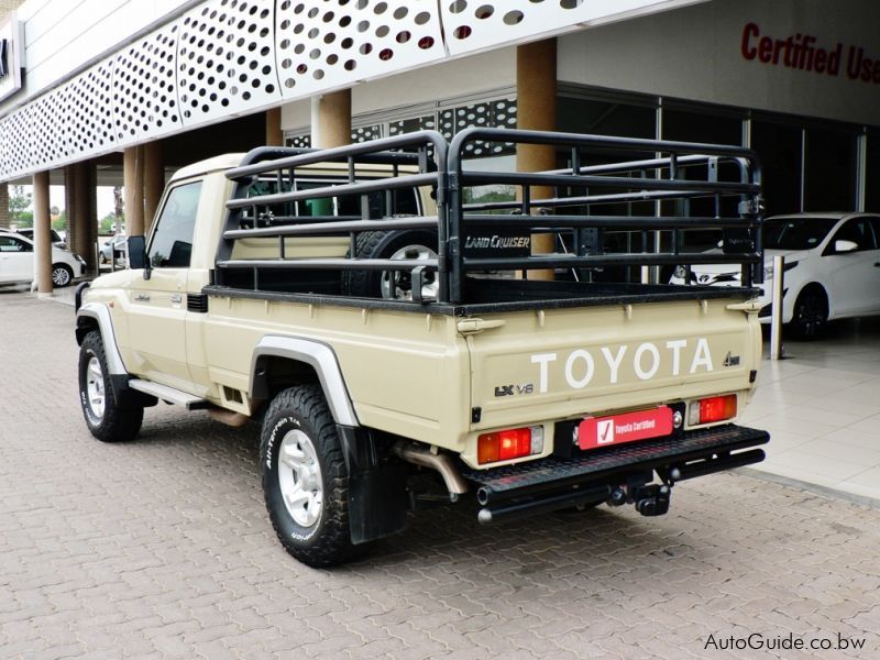 Toyota Land Cruiser V8 in Botswana
