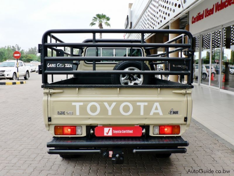 Toyota Land Cruiser V8 in Botswana