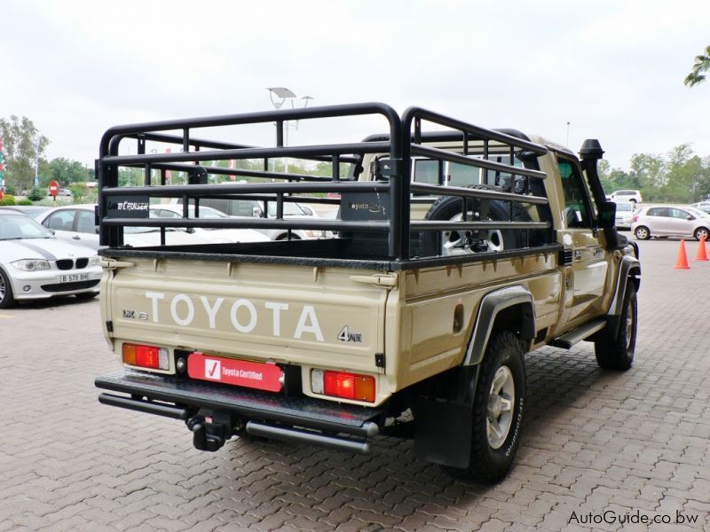 Toyota Land Cruiser V8 in Botswana