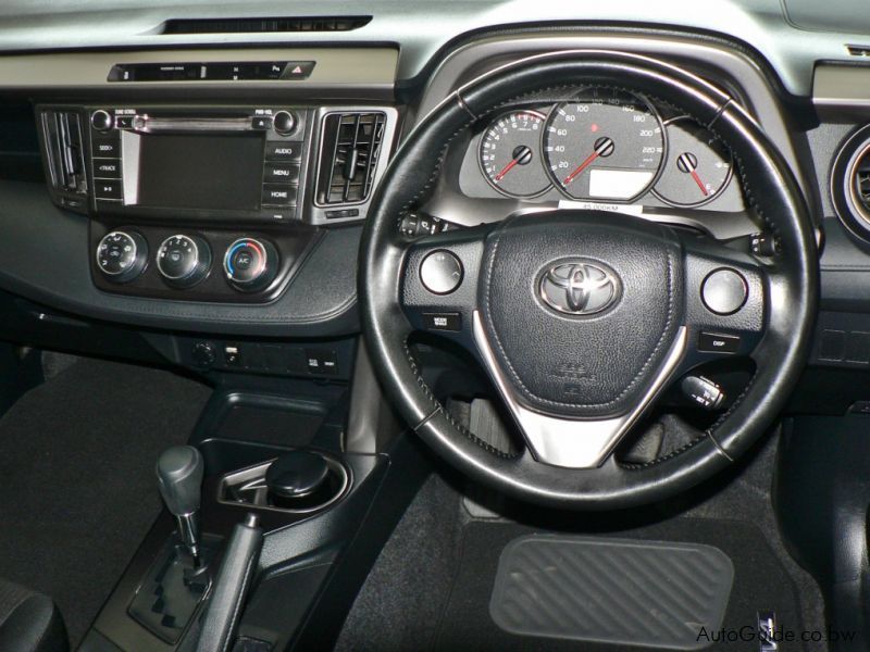Toyota Rav4 GX in Botswana