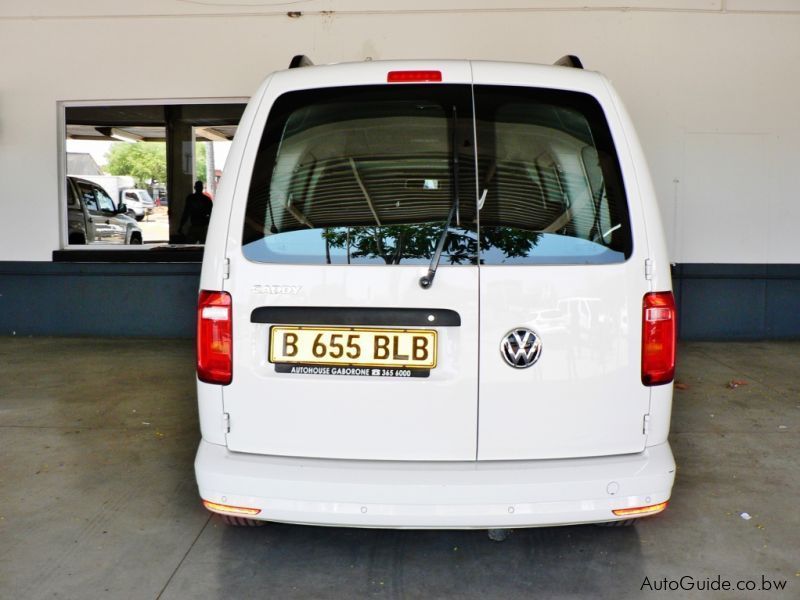 Volkswagen Caddy Crew Bus Maxi in Botswana