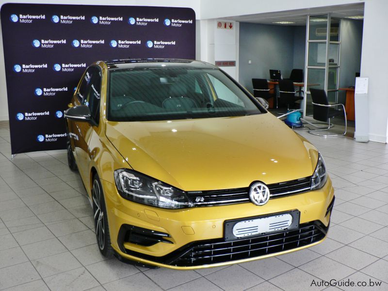 Volkswagen Golf 7 R  in Botswana