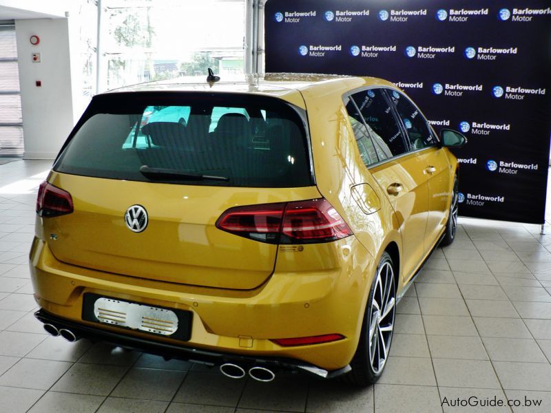 Volkswagen Golf 7 R  in Botswana